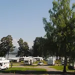 אתר קמפינג Sveastranda 4*