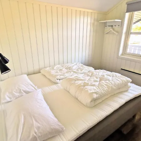 斯维斯特兰达露营地 Gullor