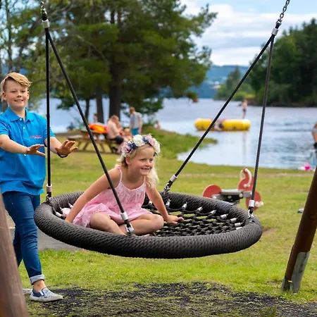 斯维斯特兰达露营地 Gullor
