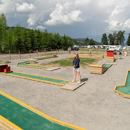 斯维斯特兰达露营地 4*