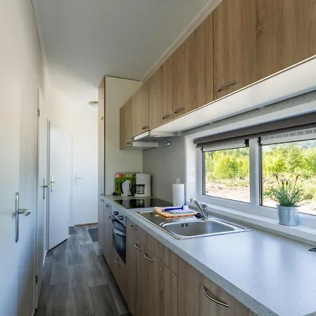 مكان تخييم Sveastranda Gjøvik