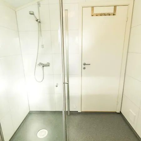 Sveastranda مكان تخييم 4*